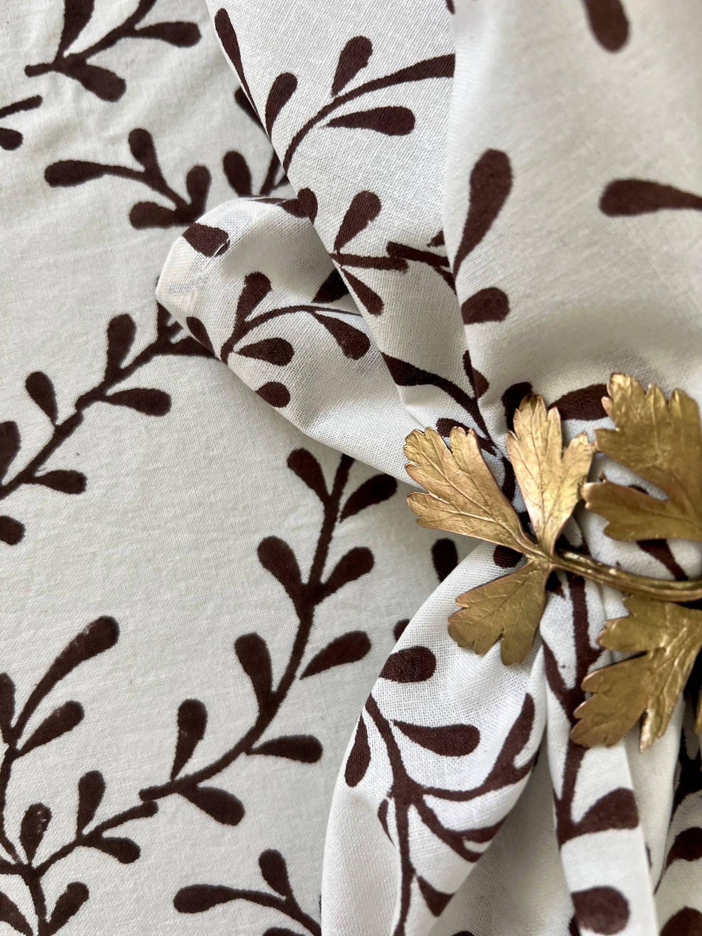 Winding Vines Napkins in Chocolate Brown - s/o 4