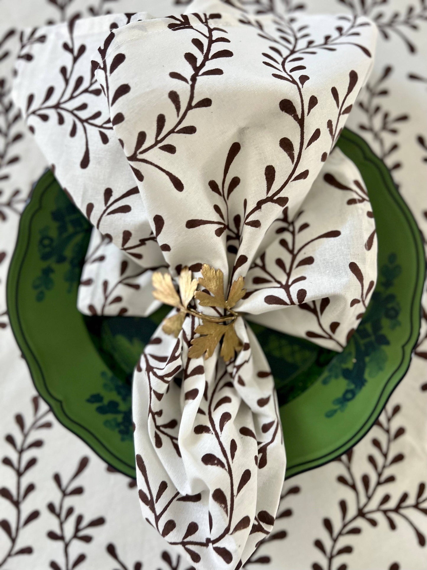 Winding Vines Napkins in Chocolate Brown - s/o 4